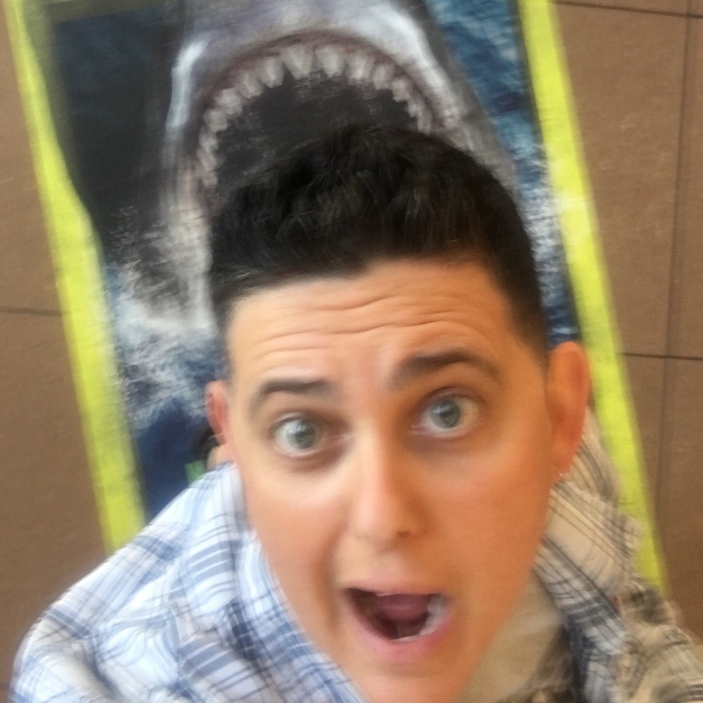 Meet your Posher, Jj